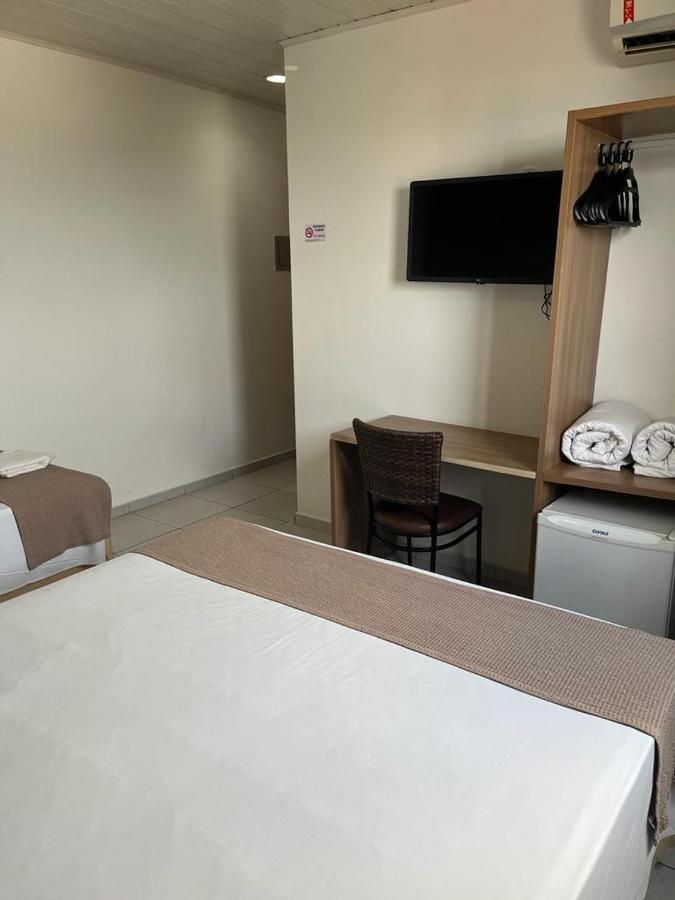 Larison Economy Hotel Porto Velho  Exterior photo