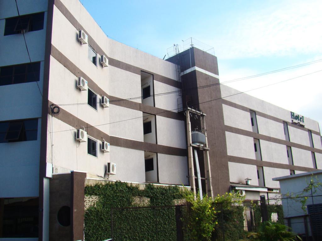 Larison Economy Hotel Porto Velho  Exterior photo