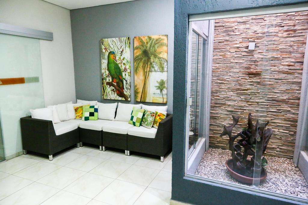 Larison Economy Hotel Porto Velho  Exterior photo